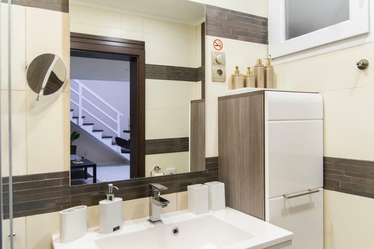 R&R Apartment Rakoczi Budapest Eksteriør bilde
